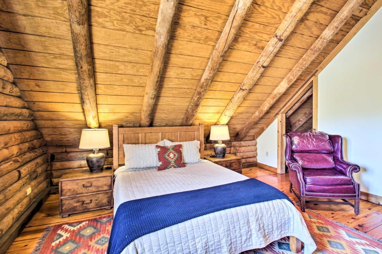 Cozy Log Cabin Getaway With Fire Pit And 3 Acres! Ruckersville Bagian luar foto