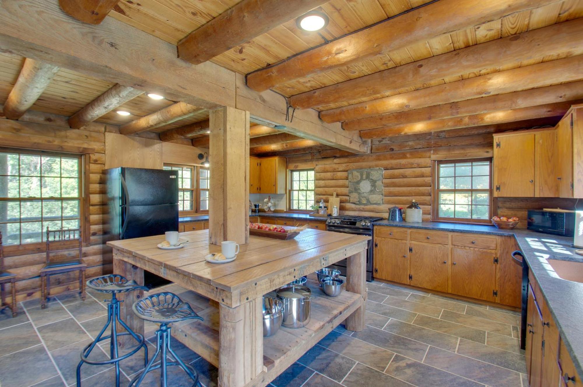 Cozy Log Cabin Getaway With Fire Pit And 3 Acres! Ruckersville Bagian luar foto