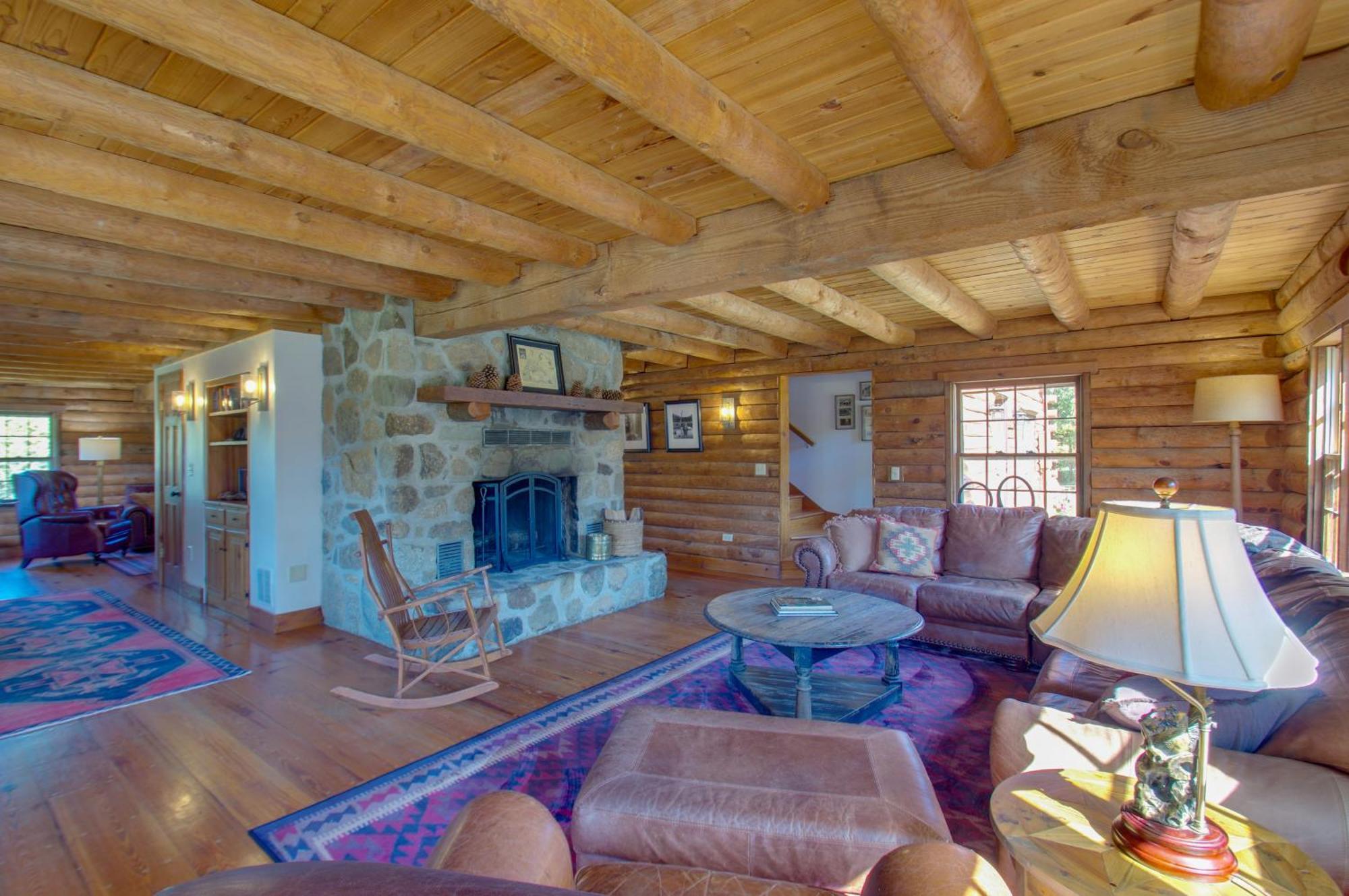 Cozy Log Cabin Getaway With Fire Pit And 3 Acres! Ruckersville Bagian luar foto